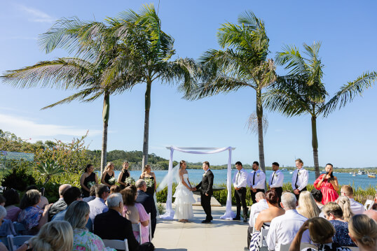 <div><b>Wedding Ceremony</b></div>