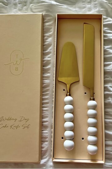 <b>Cake knife set</b>